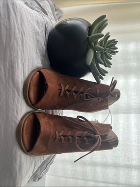 Brown Suede Lace-Up Peep-Toe Booties - Women- GAP BNWT